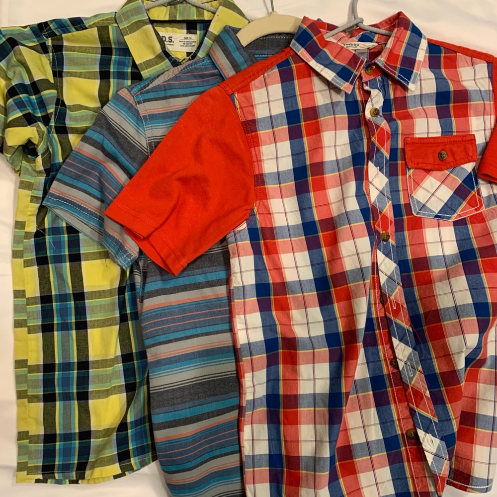 Boys Bundle Size 10 buttoned short sleeve shirts